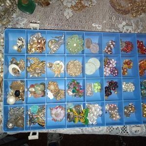 Vintage floral earrings collection